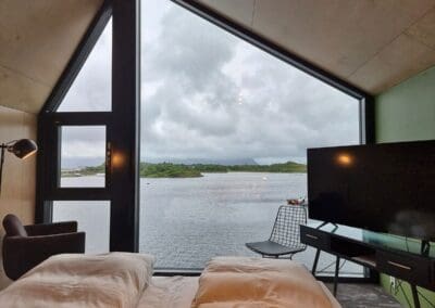 Bilde av suite med havutsikt på Ringstad Resort.